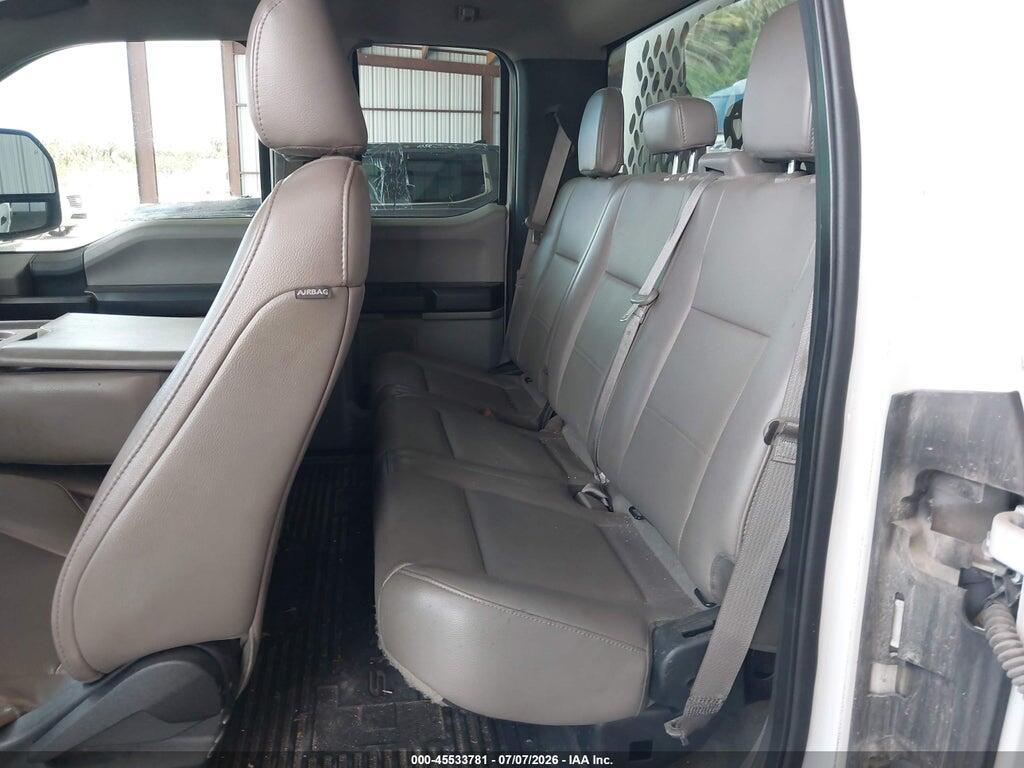 1FD7X3B68JEB52962 2018 FORD F-350 photo no. 8
