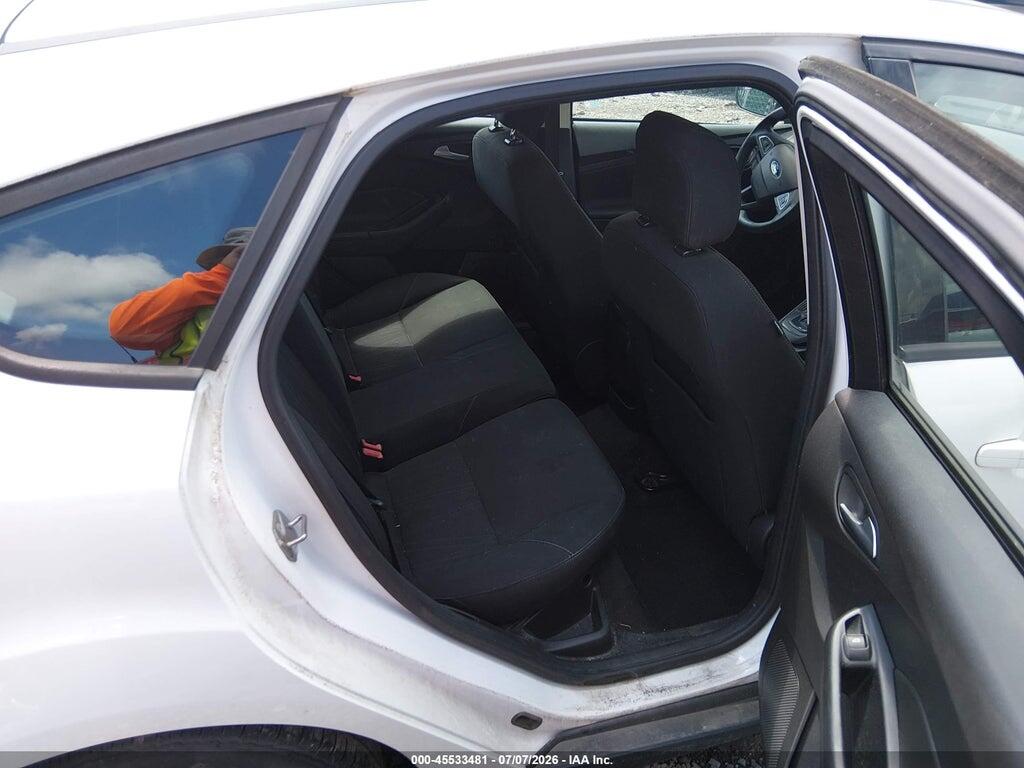 1FADP3K27GL348065 2016 FORD FOCUS photo no. 8