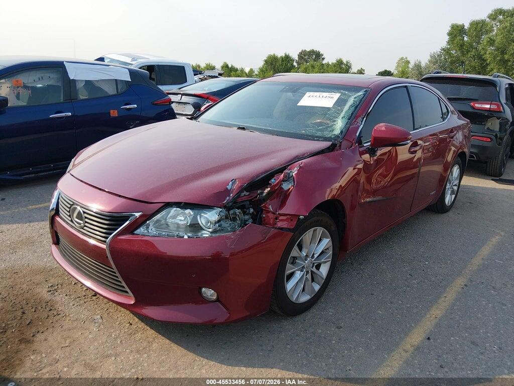 JTHBW1GG0E2057213 2014 LEXUS ES 300H photo no. 2