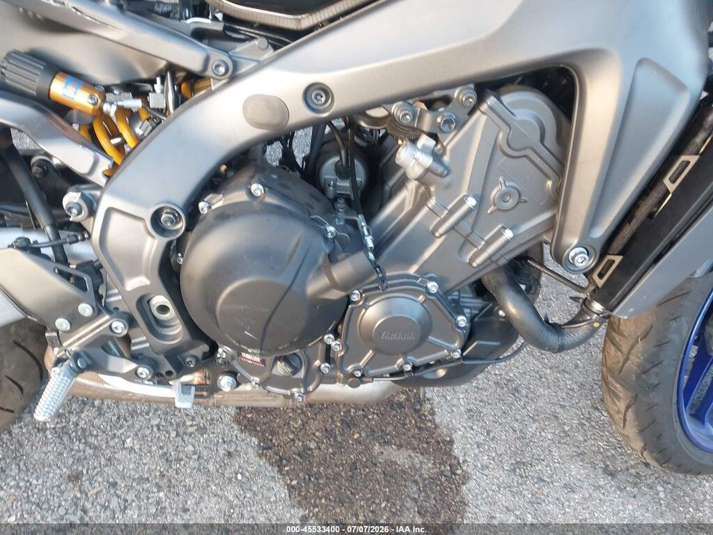 JYARN95E1SA001328 2025 YAMAHA MT09 photo no. 8