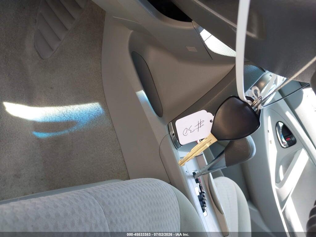 4T1BF3EK2AU035650 2010 TOYOTA CAMRY photo no. 11