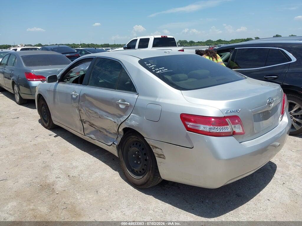 4T1BF3EK2AU035650 2010 TOYOTA CAMRY photo no. 3