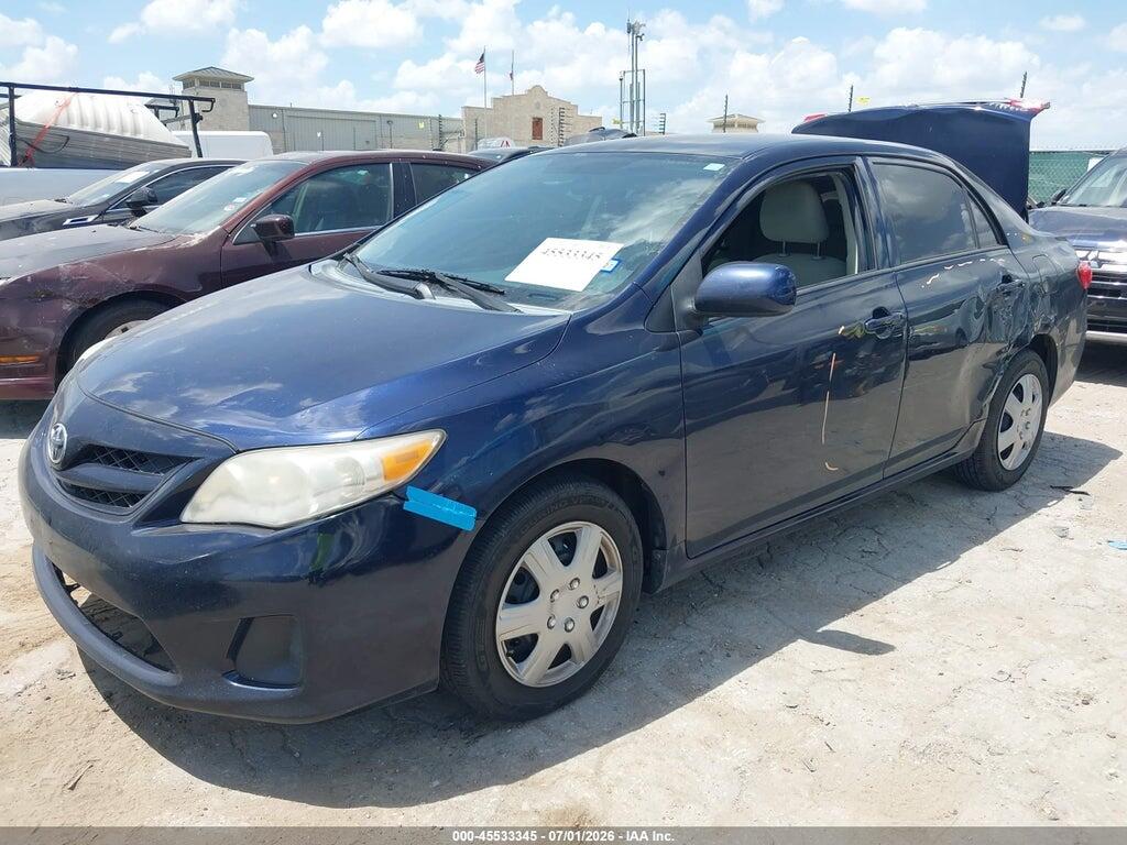 2T1BU4EE6DC097418 2013 TOYOTA COROLLA photo no. 2