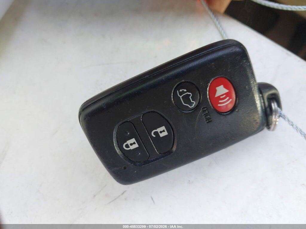 JTEJW3EH0A2045573 2010 TOYOTA HIGHLANDER HYBRID photo no. 11