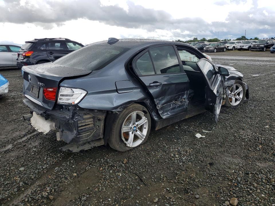 2014 BMW 320 I — Фото 3 из 13