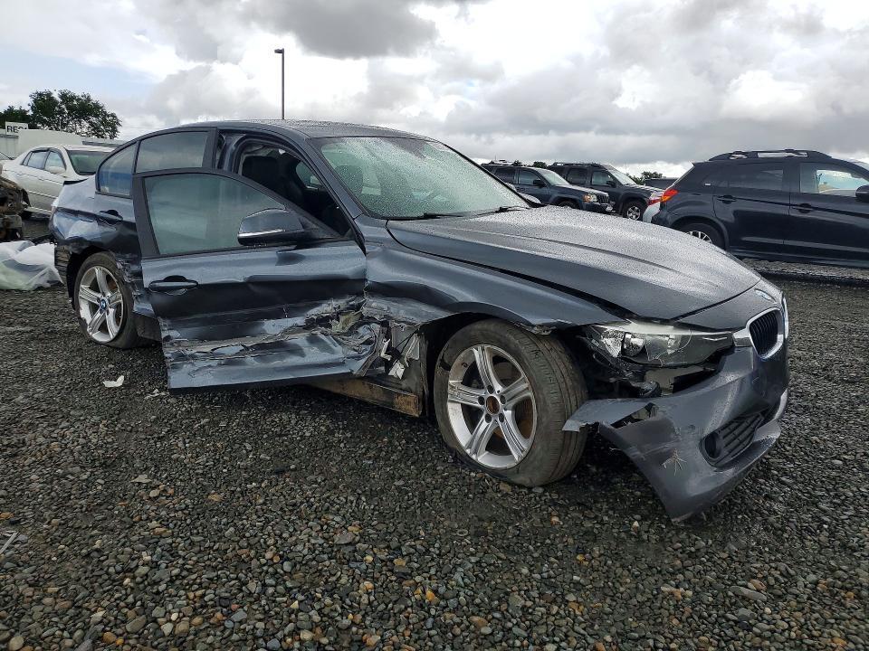 2014 BMW 320 I — Фото 4 из 13