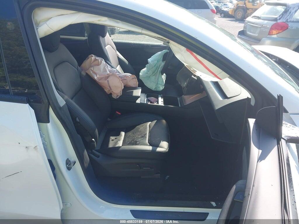 7SAYGDEE0TF333141 2026 TESLA MODEL Y photo no. 5