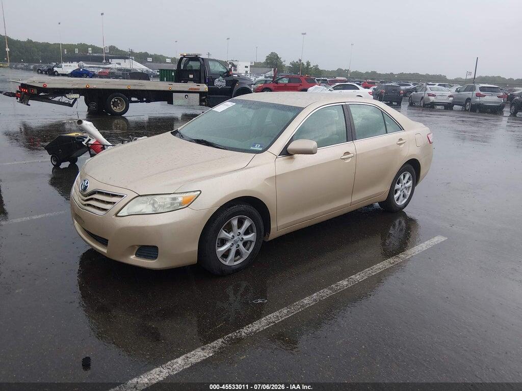 4T1BF3EK0BU751478 2011 TOYOTA CAMRY photo no. 2