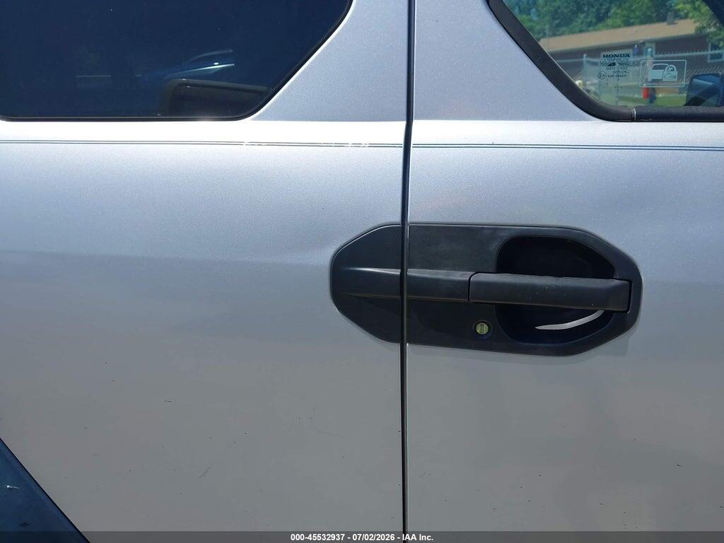 5J6YH28635L012580 2005 HONDA ELEMENT photo no. 12