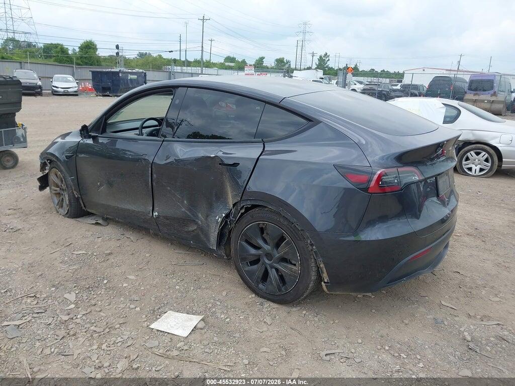7SAYGDEE4RF128608 2024 TESLA MODEL Y photo no. 3