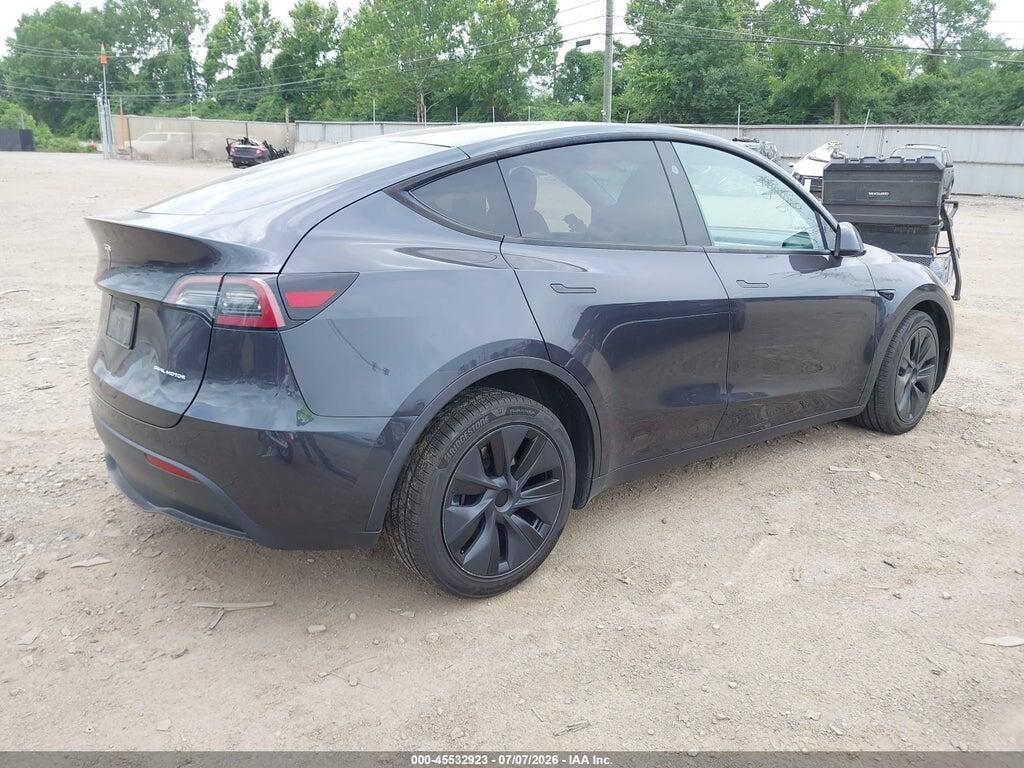 7SAYGDEE4RF128608 2024 TESLA MODEL Y photo no. 4