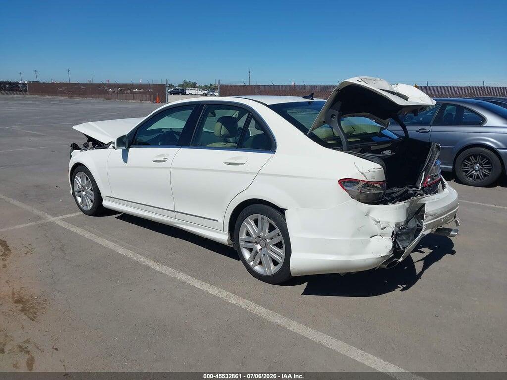 WDDGF5EB3BA452578 2011 MERCEDES-BENZ C 300 photo no. 3