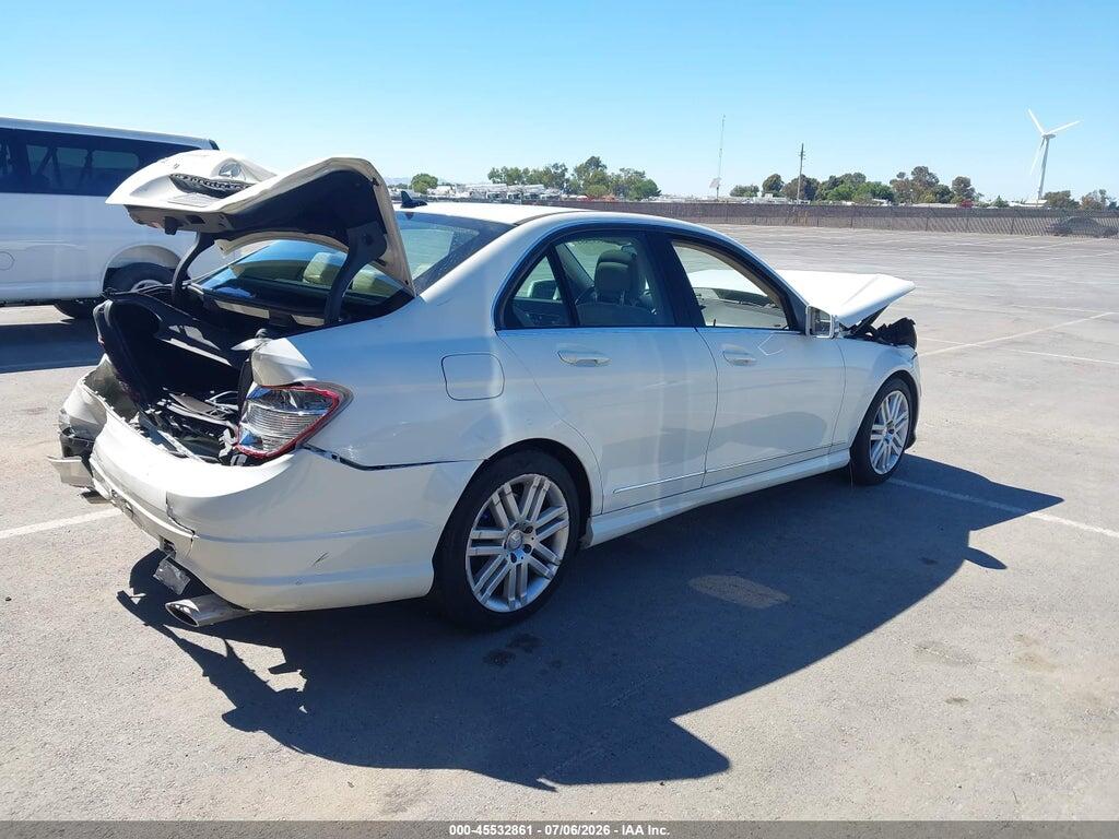 WDDGF5EB3BA452578 2011 MERCEDES-BENZ C 300 photo no. 4