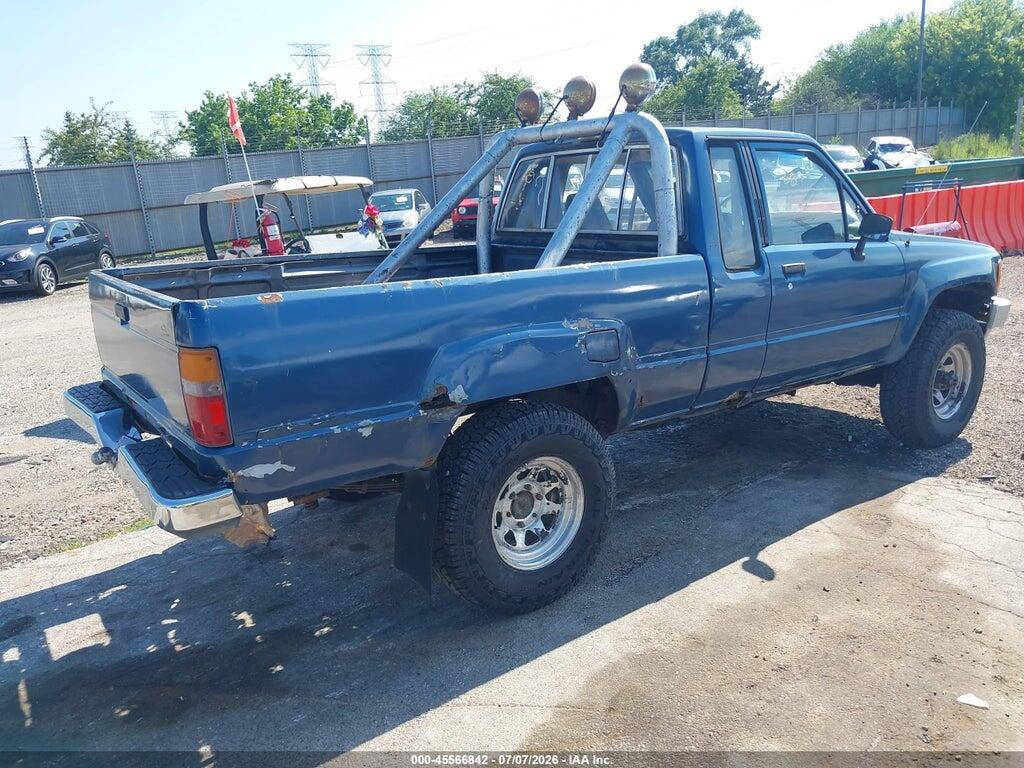 JT4RN66D2F5085313 1985 TOYOTA PICKUP photo no. 2