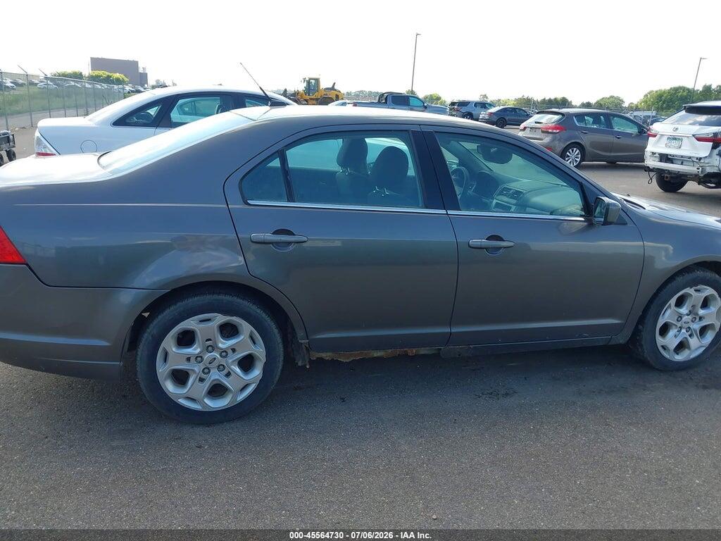 3FAHP0HA1BR337992 2011 FORD FUSION photo no. 6