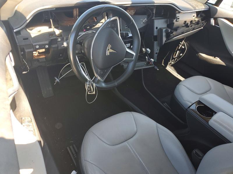2014 TESLA MODEL S P85 — Фото 8 из 13