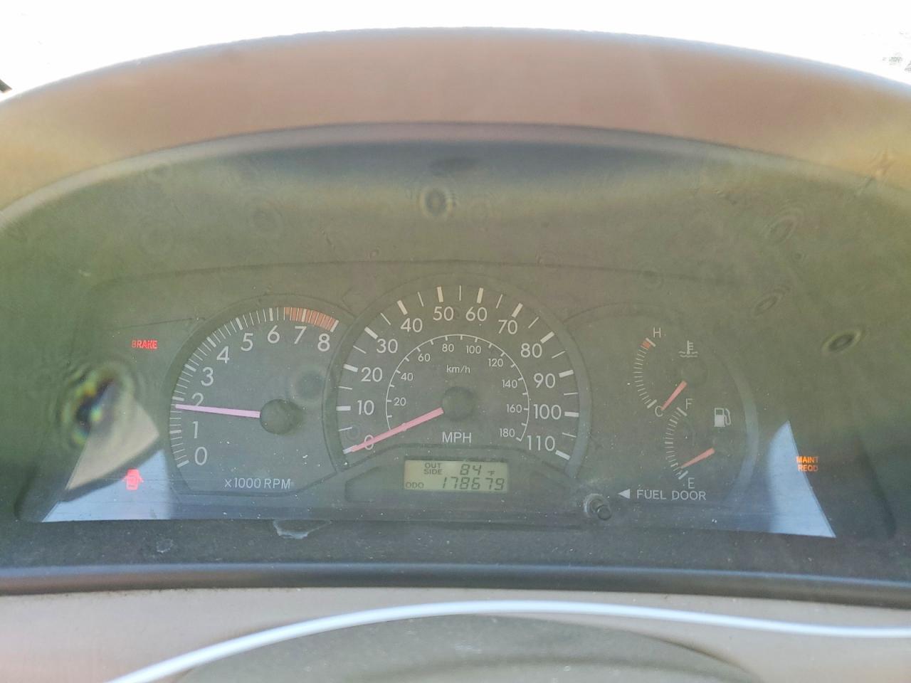2005 TOYOTA COROLLA CE — Фото 9 из 12