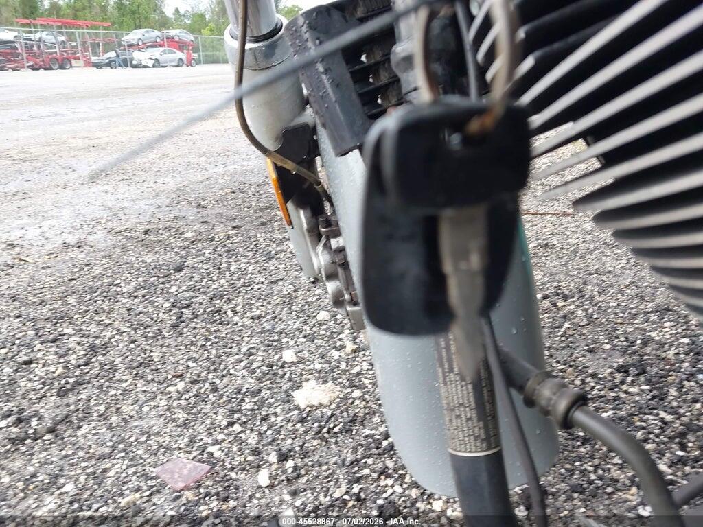 5VPTB16D843001460 2004 VICTORY MOTORCYCLES TOURING photo no. 11