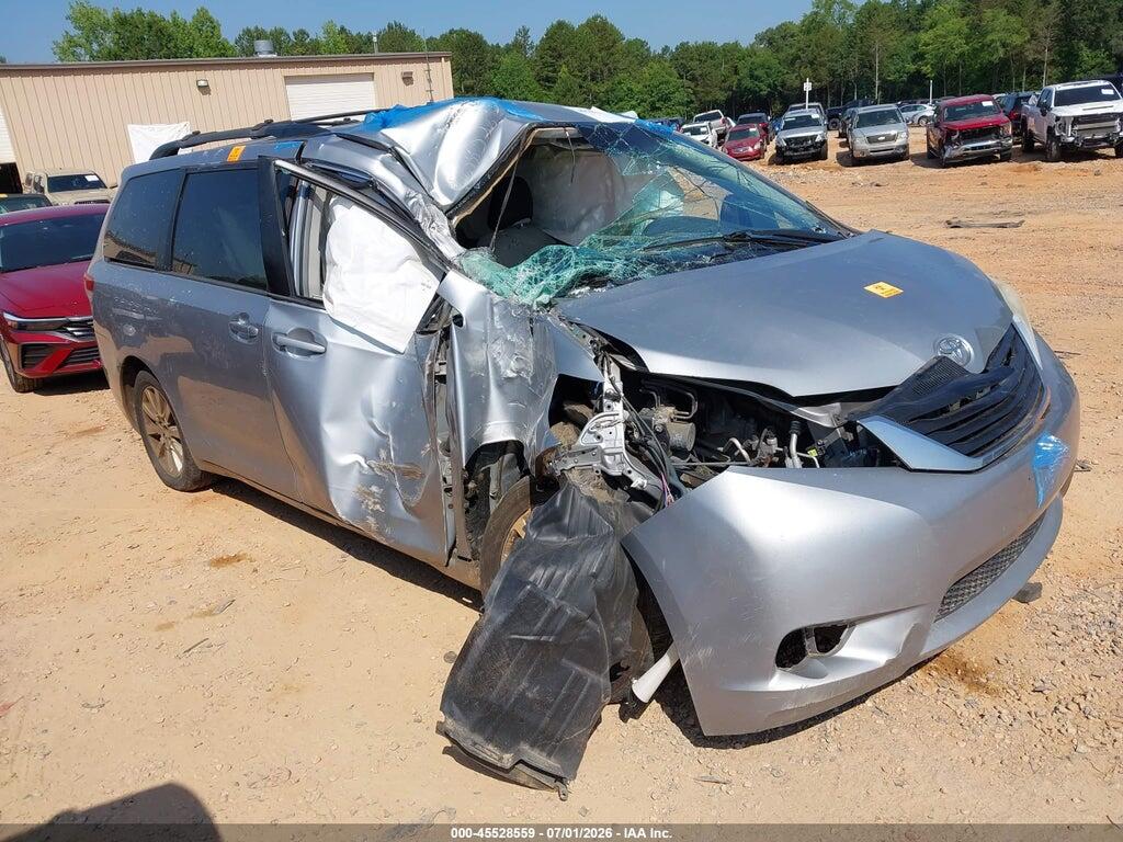 5TDJK3DC4ES079357 2014 TOYOTA SIENNA photo no. 1