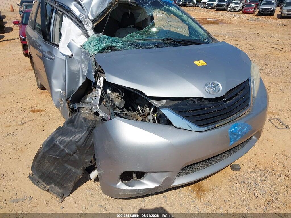 5TDJK3DC4ES079357 2014 TOYOTA SIENNA photo no. 6