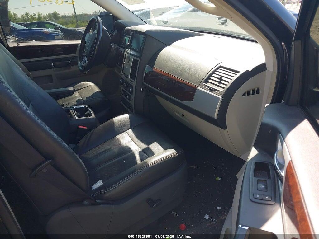 2A4RR8D19AR442243 2010 CHRYSLER TOWN & COUNTRY photo no. 5