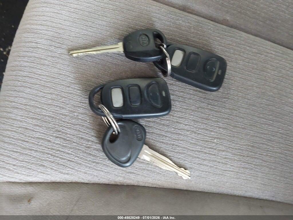 KNDMG4C70C6505096 2012 KIA SEDONA photo no. 11