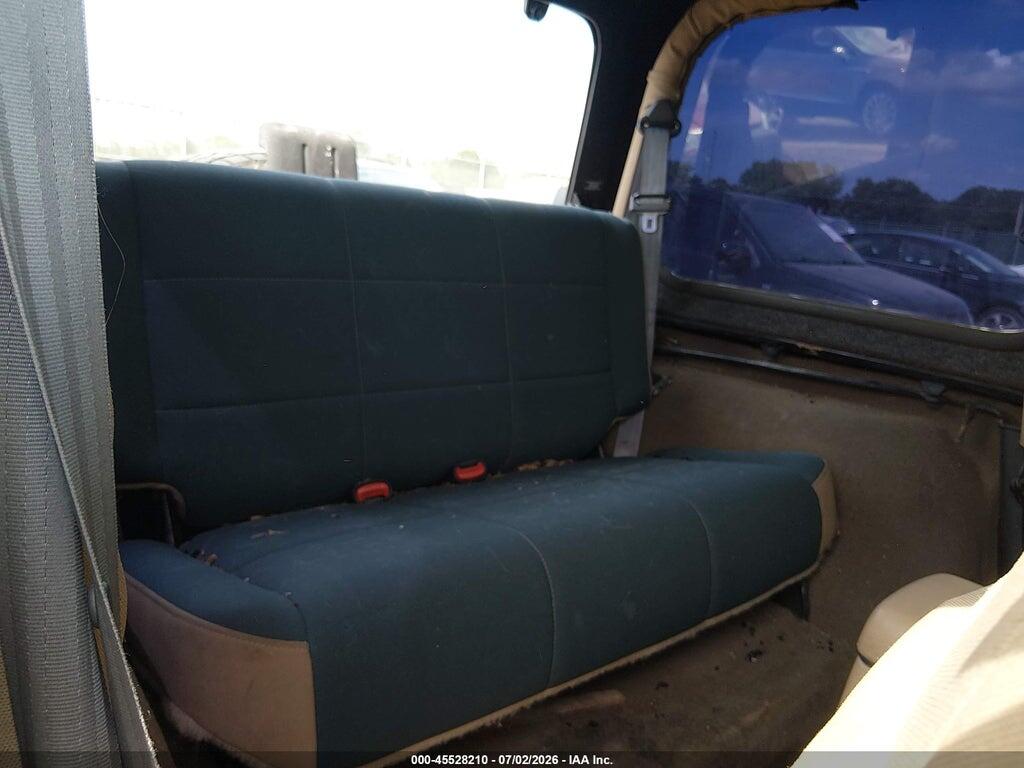 1J4FA59S8YP792615 2000 JEEP WRANGLER photo no. 8