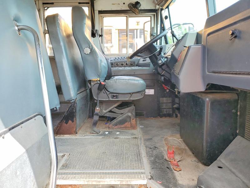 2012 BLUEBIRD VISION - SCHOOL BUS — Фото 5 из 10