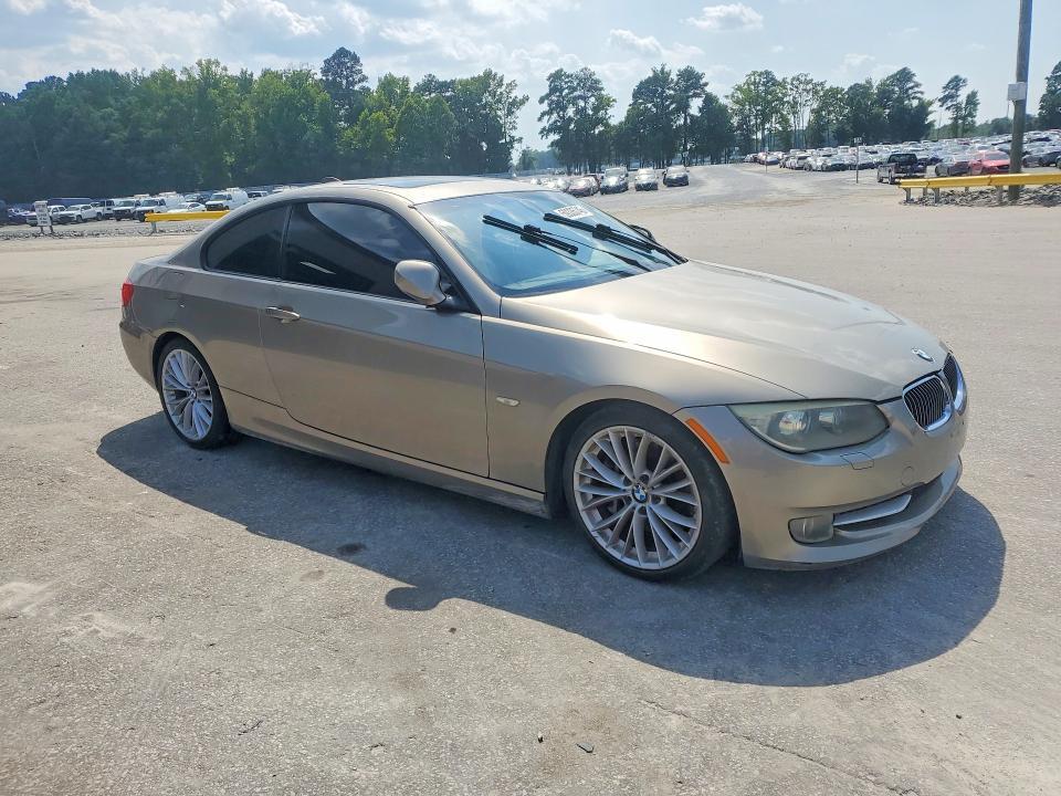 2011 BMW 335 I — Фото 4 из 12