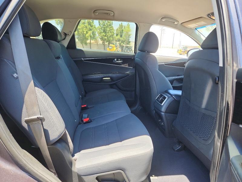 5XYPG4A33KG458543 2019 KIA SORENTO photo no. 11