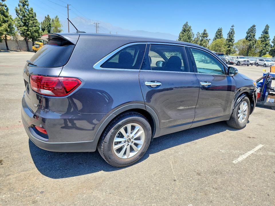 5XYPG4A33KG458543 2019 KIA SORENTO photo no. 3