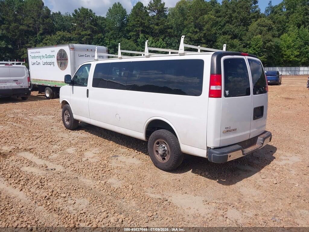 1GAZGPFP5M1215883 2021 CHEVROLET EXPRESS PASSENGER photo no. 3