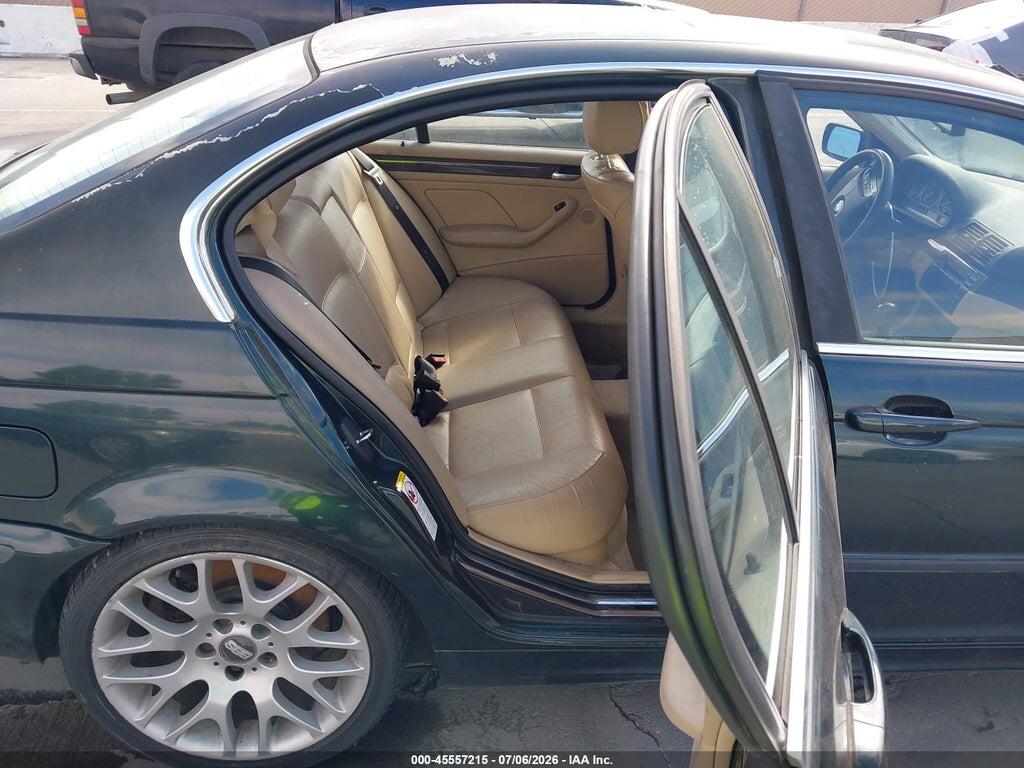 WBAEV53472KM15209 2002 BMW 3 SERIES photo no. 8
