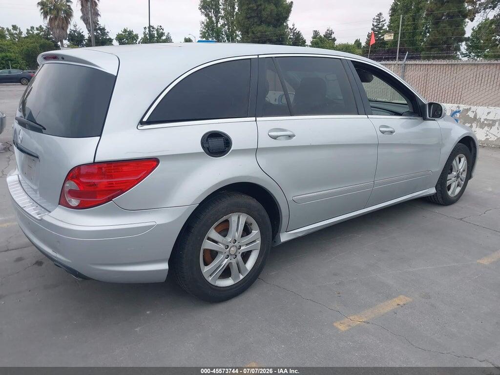 4JGCB56E88A068099 2008 MERCEDES-BENZ R-CLASS photo no. 4