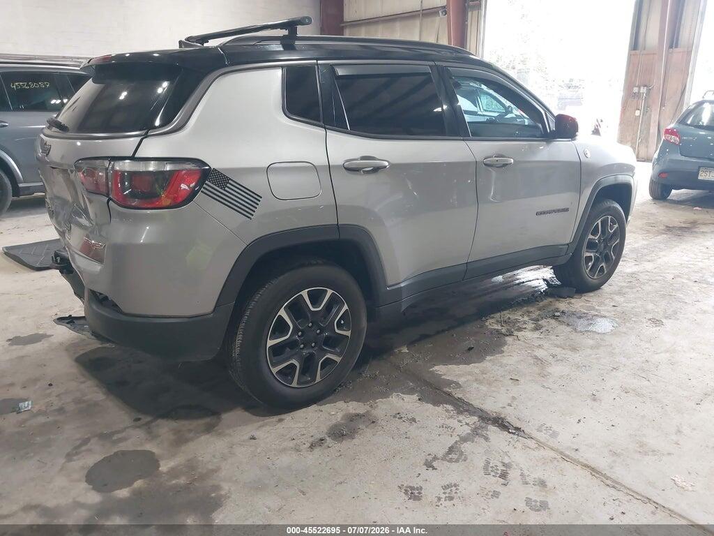 3C4NJDDB1LT189531 2020 JEEP COMPASS photo no. 4
