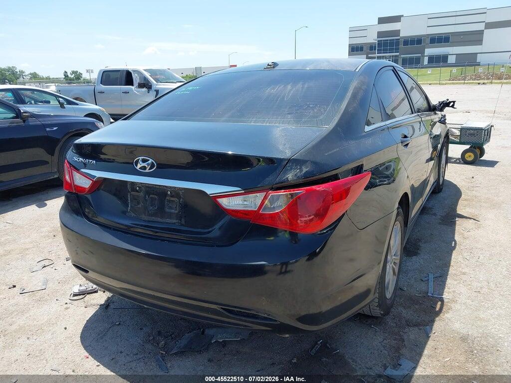 5NPEB4AC7CH480979 2012 HYUNDAI SONATA photo no. 4