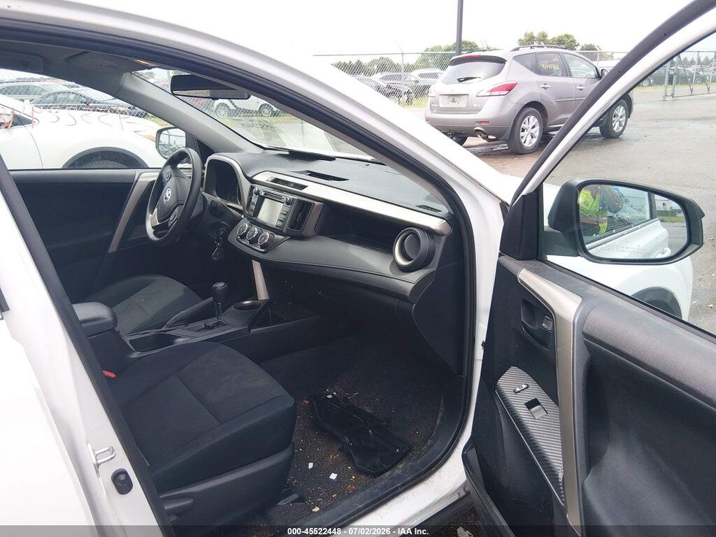 2T3BFREV9FW322592 2015 TOYOTA RAV4 photo no. 5