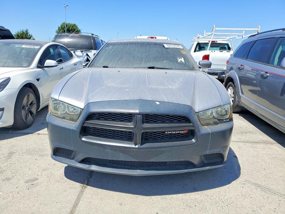 2013 DODGE CHARGER SE — Фото 5 из 12