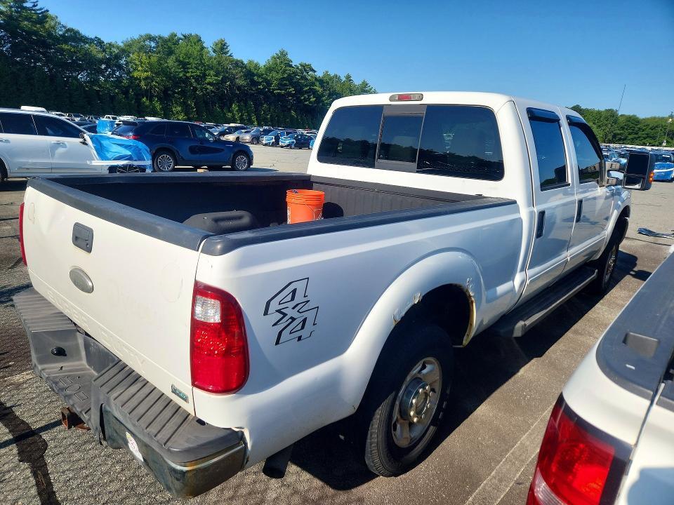 2011 FORD F250 SUPER DUTY — Фото 3 из 12