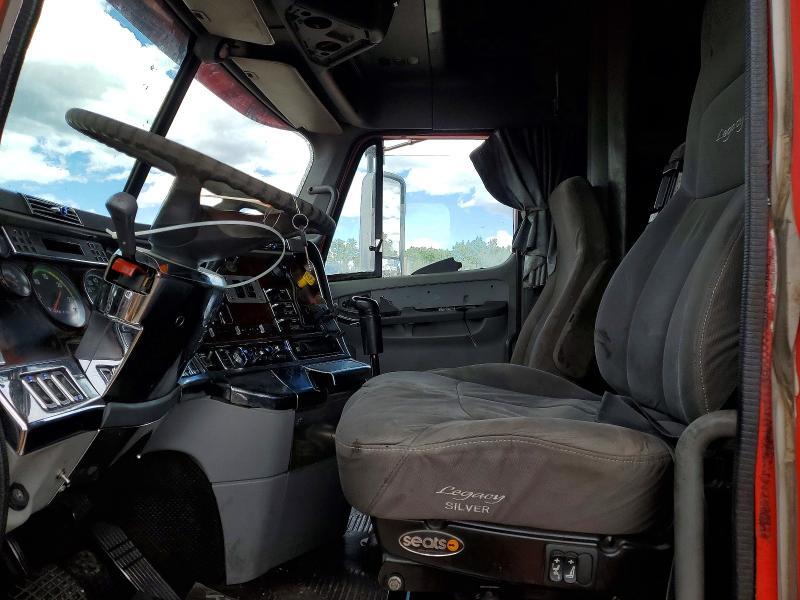 2001 FREIGHTLINER C120 SEMI TRUCK — Фото 5 из 10