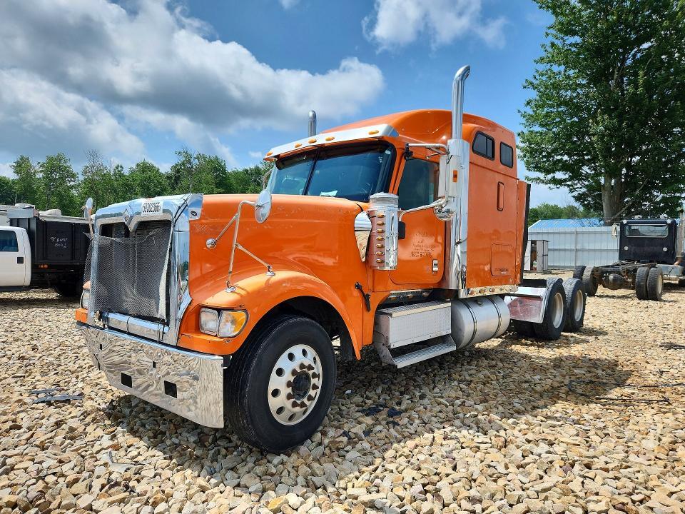 2006 INTERNATIONAL 9900 2HSCKAPR06C295207