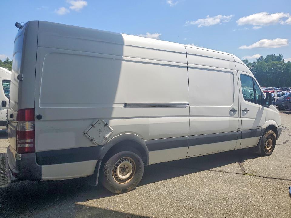 2012 MERCEDES-BENZ SPRINTER 2500 — Фото 3 из 13
