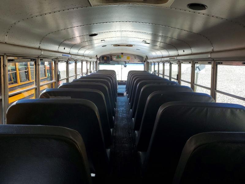 2010 THOMAS SAF-T-LINER C2 - SCHOOL BUS — Фото 5 из 10