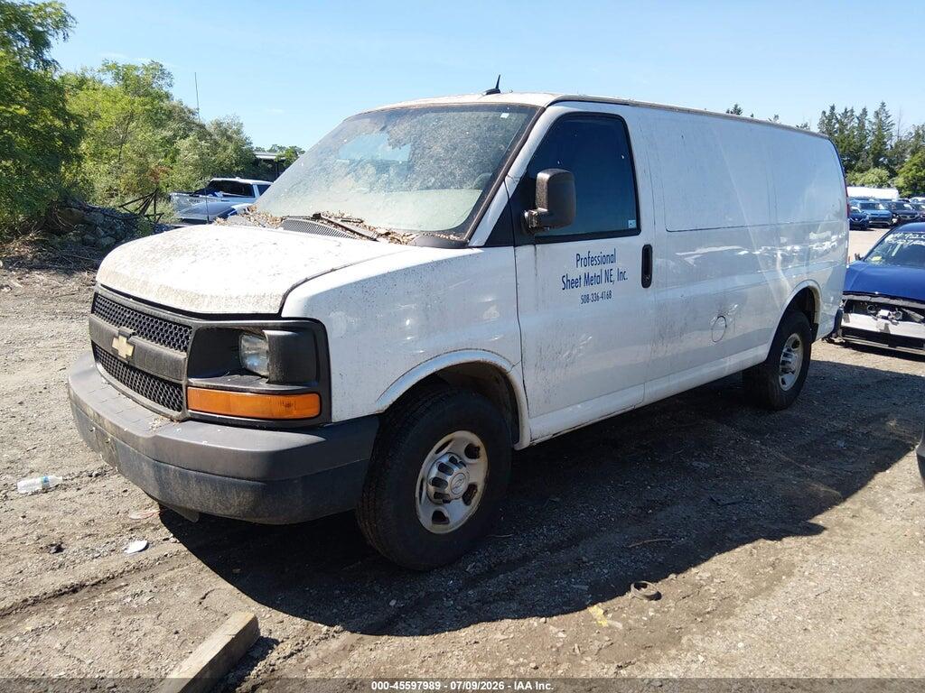 1GCWGFFF2F1103802 2015 CHEVROLET EXPRESS 2500 photo no. 2