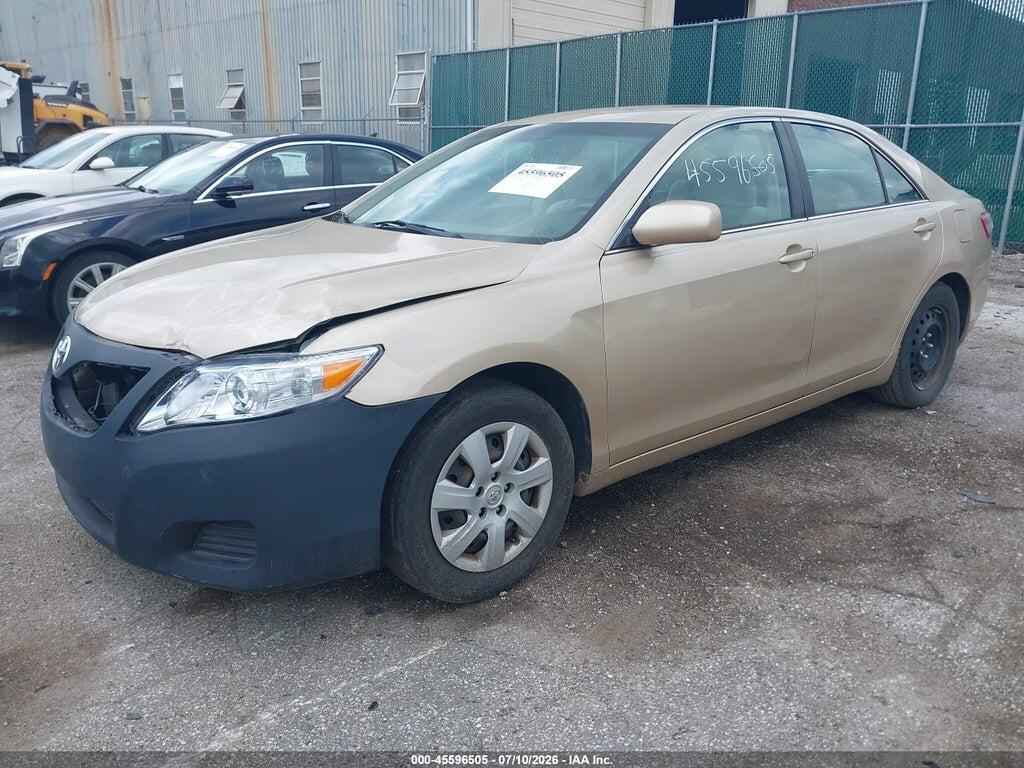 4T1BF3EK0AU534124 2010 TOYOTA CAMRY photo no. 2