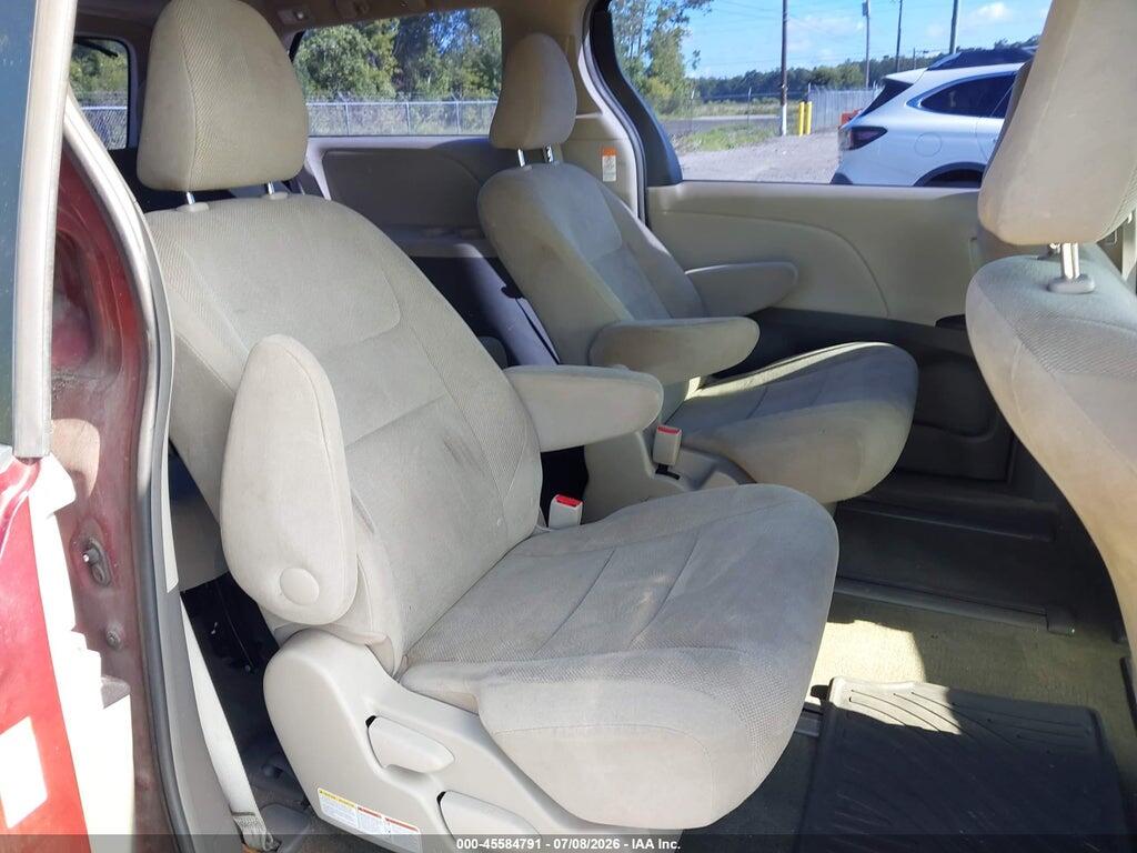 5TDZZ3DC7HS798668 2017 TOYOTA SIENNA photo no. 8