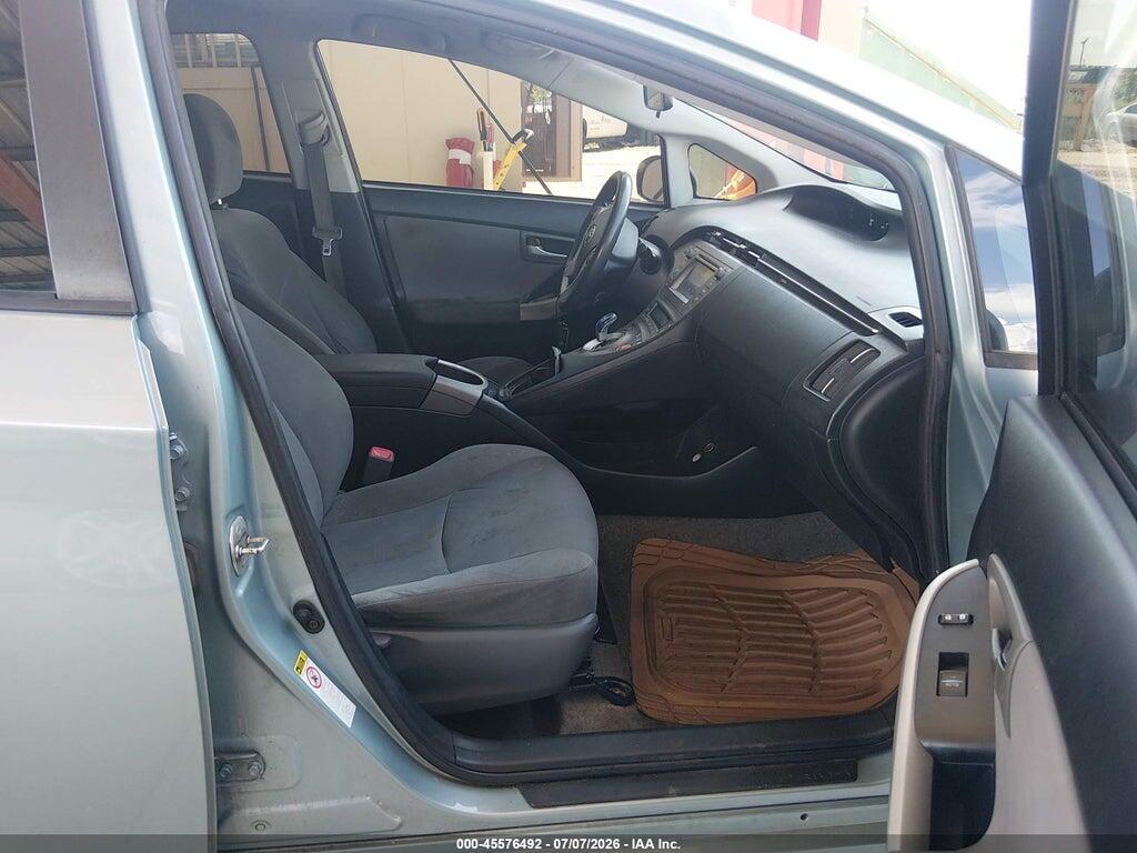 JTDKN3DU5D5686876 2013 TOYOTA PRIUS photo no. 5