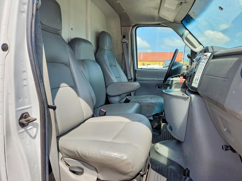 2011 FORD E 450 — Фото 6 из 10