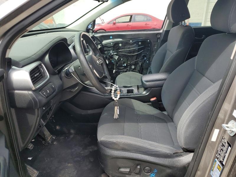 2019 KIA SORENTO LX V6 — Фото 7 из 13