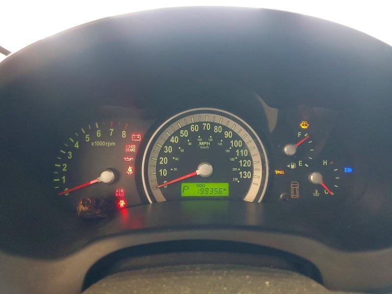 2007 HYUNDAI ENTOURAGE GLS — Фото 9 из 13
